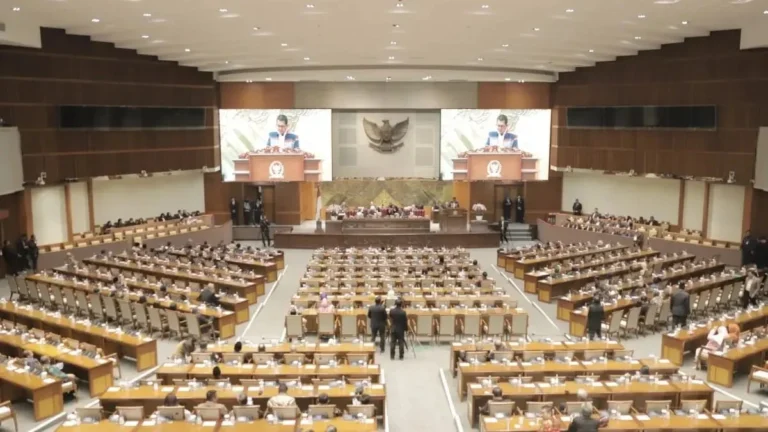 Pemerintah dan DPR Perkuat Regulasi Ketenagakerjaan demi Lindungi Hak Buruh dan Pekerja