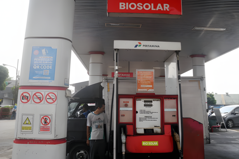 Pemerintah Optimalkan Subsidi Solar dan Efisiensi Logistik demi Lancarnya Angkutan Barang